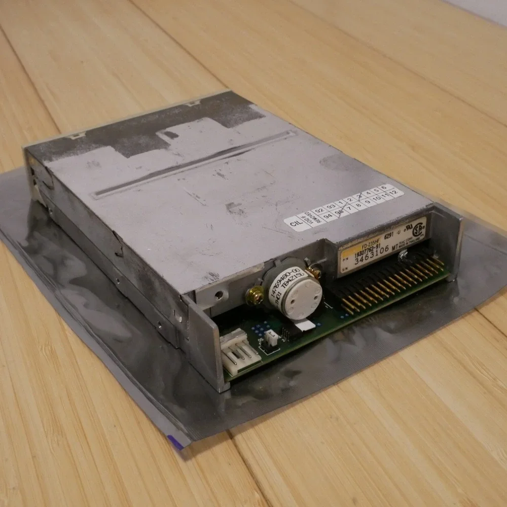 TEAC 3.5 inch Internal Floppy Disk Drive Model FD-235HF Tested & Working - 24